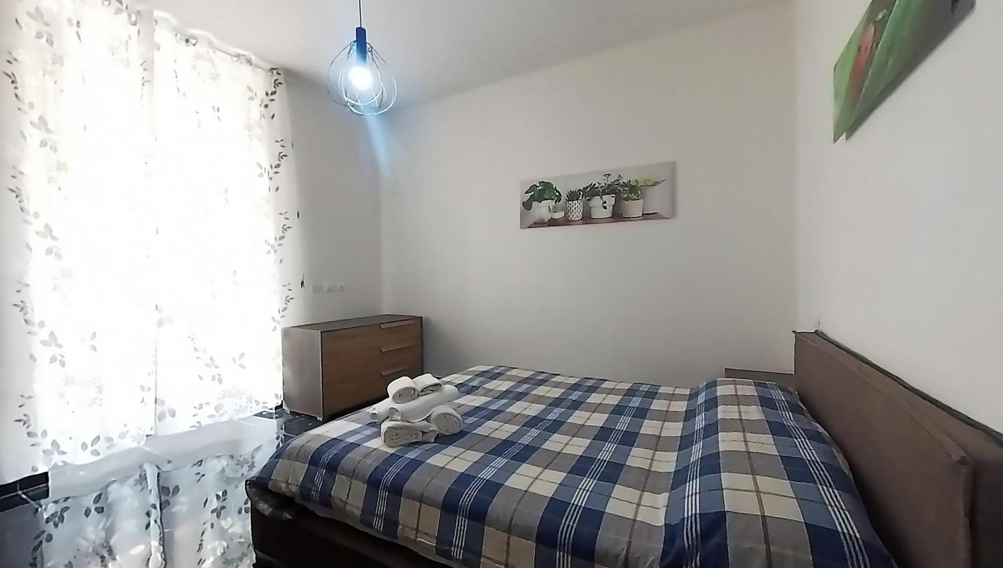 Tra Centro E Mare - Intero Appartamento Con Parcheggio Savona Eksteriør billede